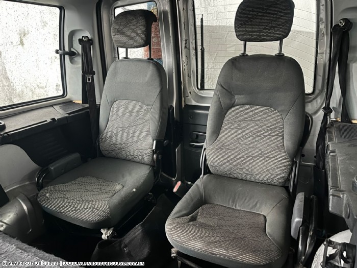 Fiat DOBLO ATTRACTIVE 7 LUGARES 2014/2015